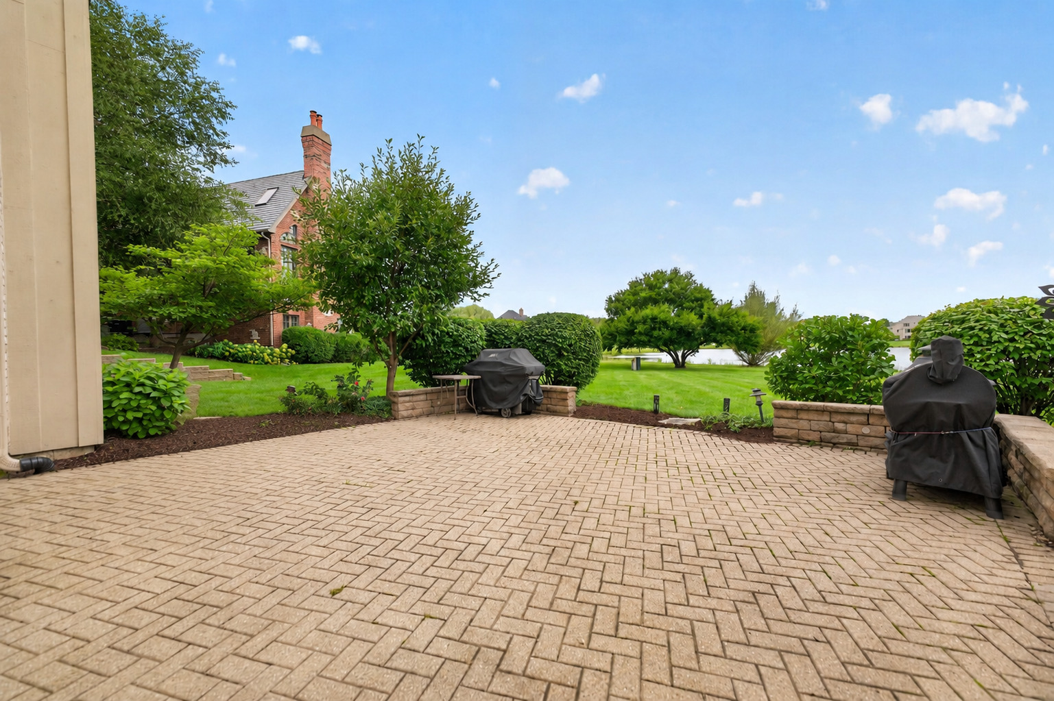 39W748 Goldenrod Drive