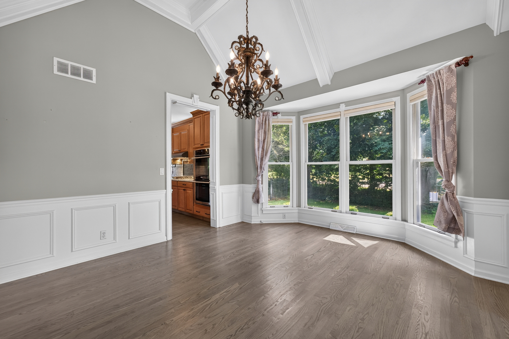 305 Windsor Circle