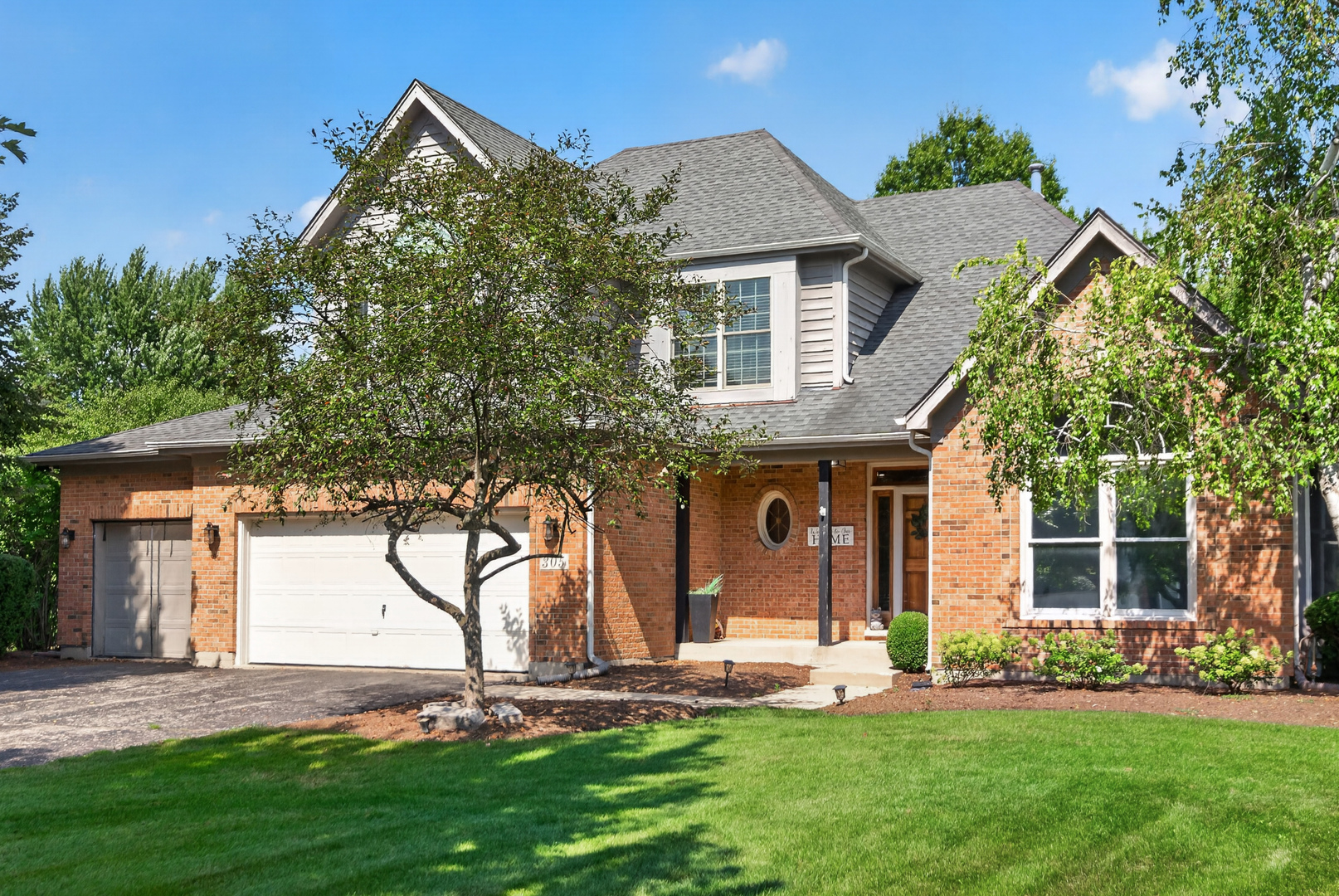 305 Windsor Circle