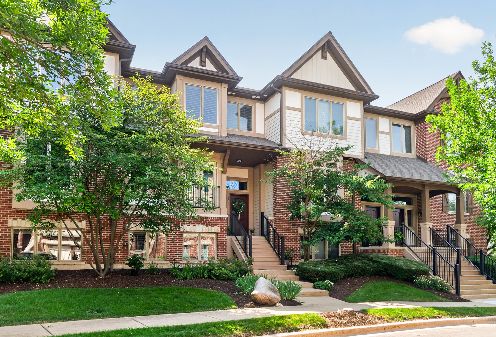 321 Brownstone Drive