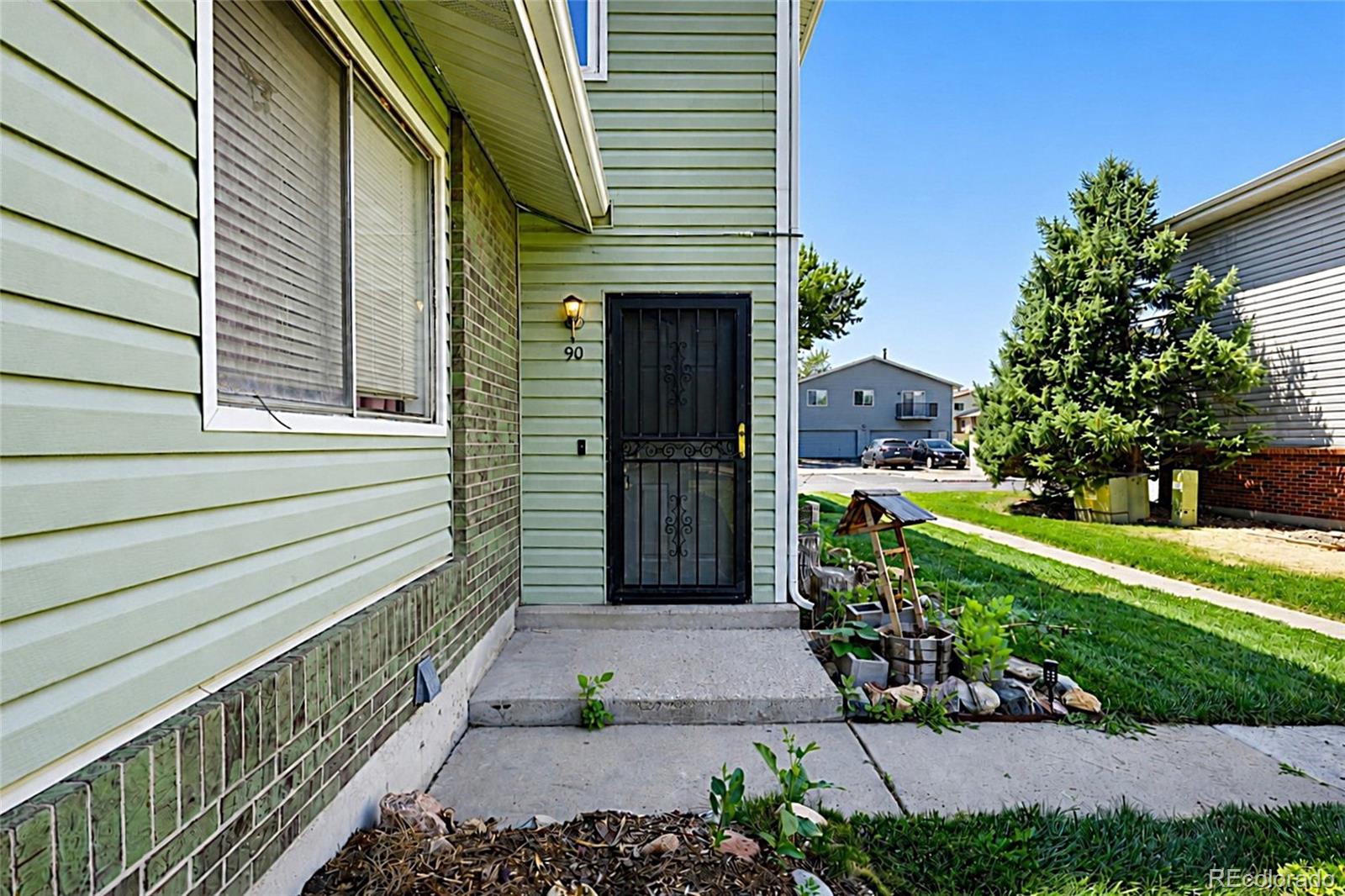 3355 S Flower Street Unit: 90