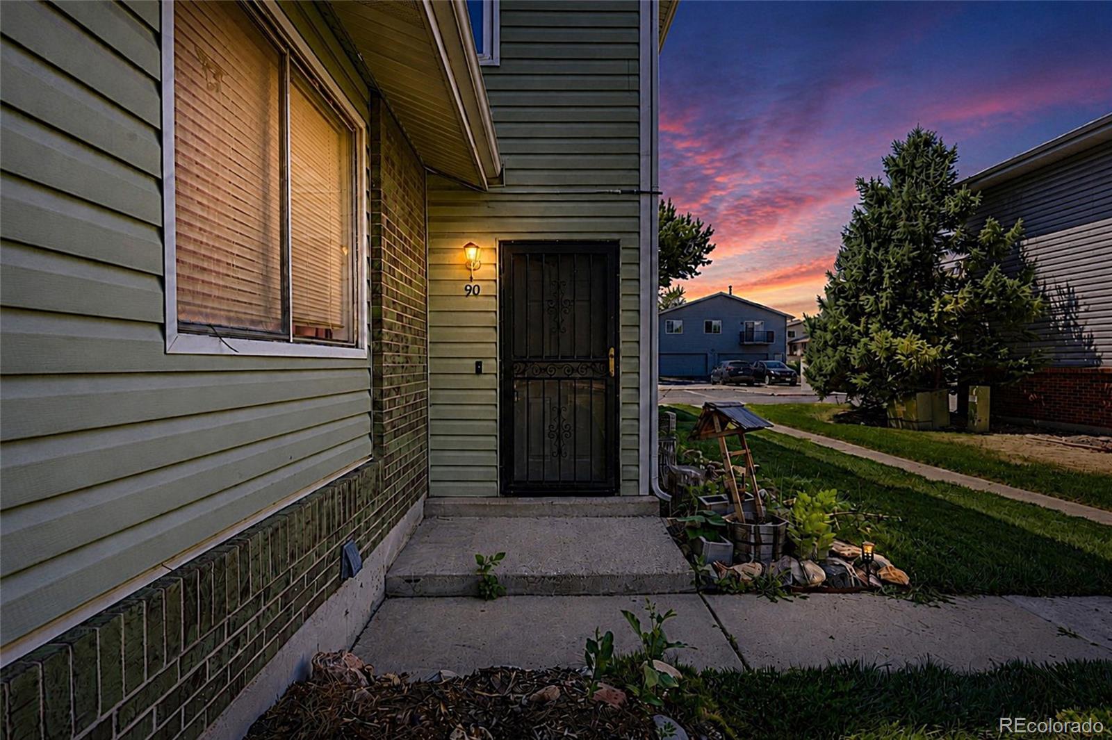 3355 S Flower Street Unit: 90