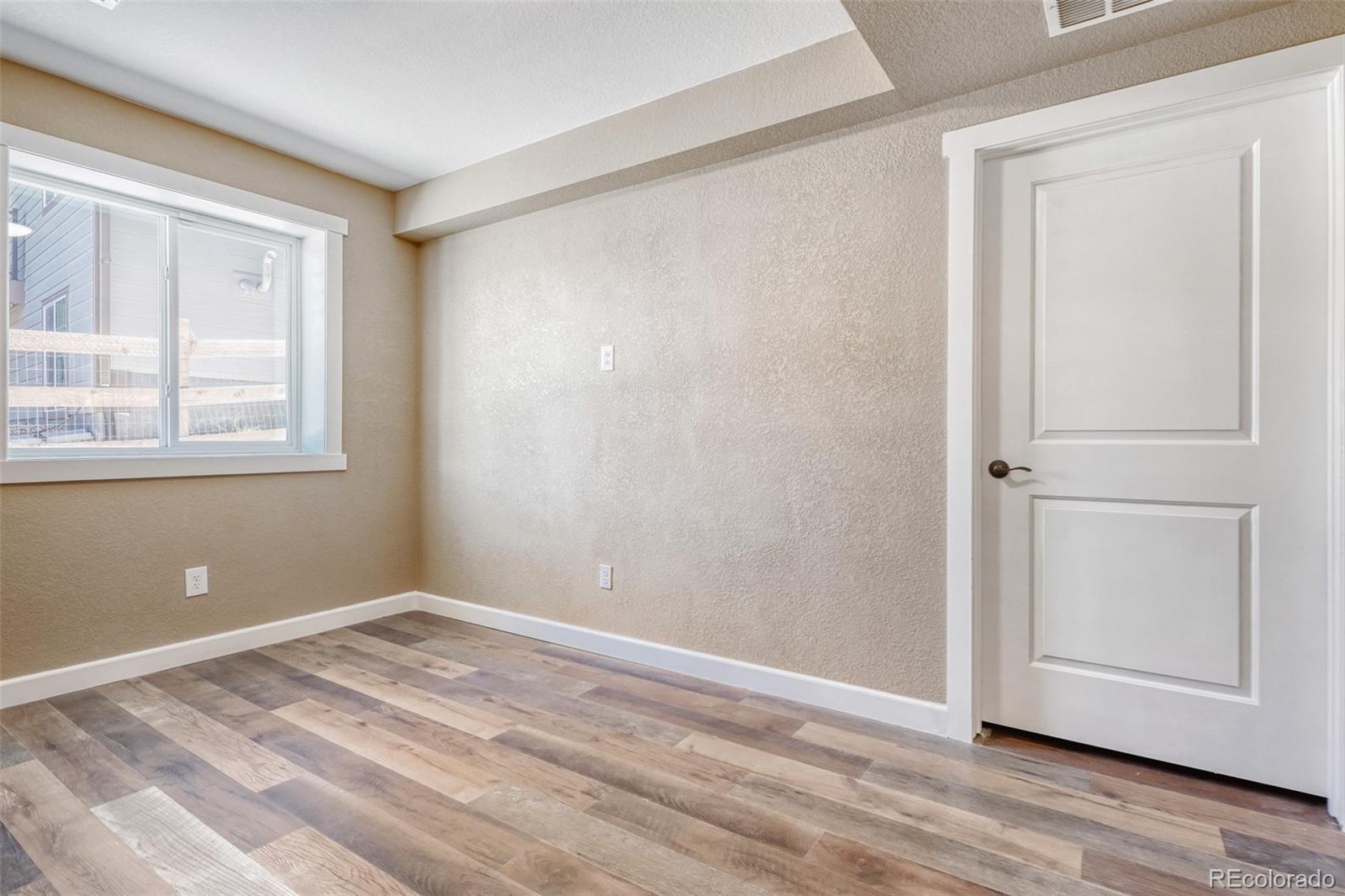 8024 S Kewaunee Street