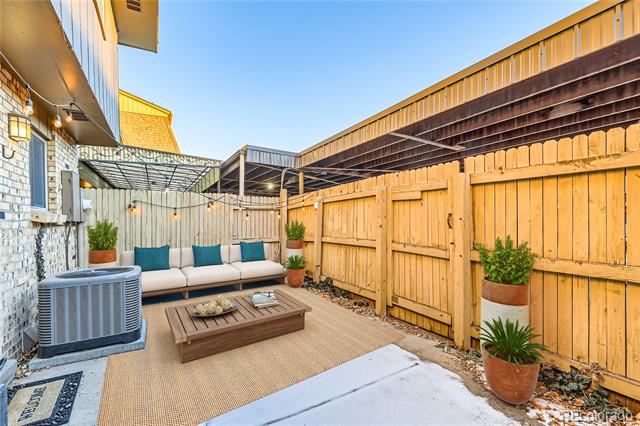 1770 Robb Street