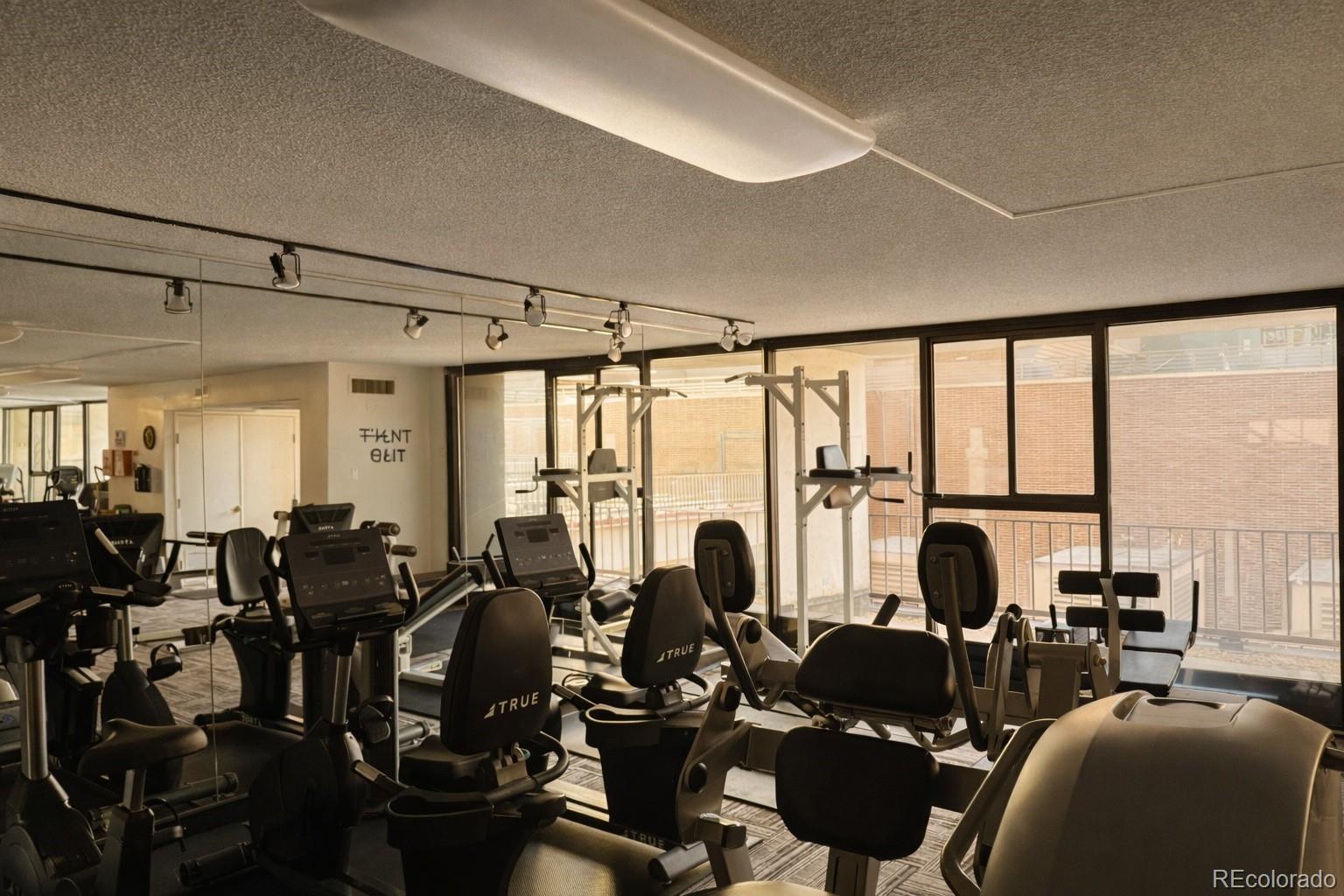 1020 15th Street Unit: 214