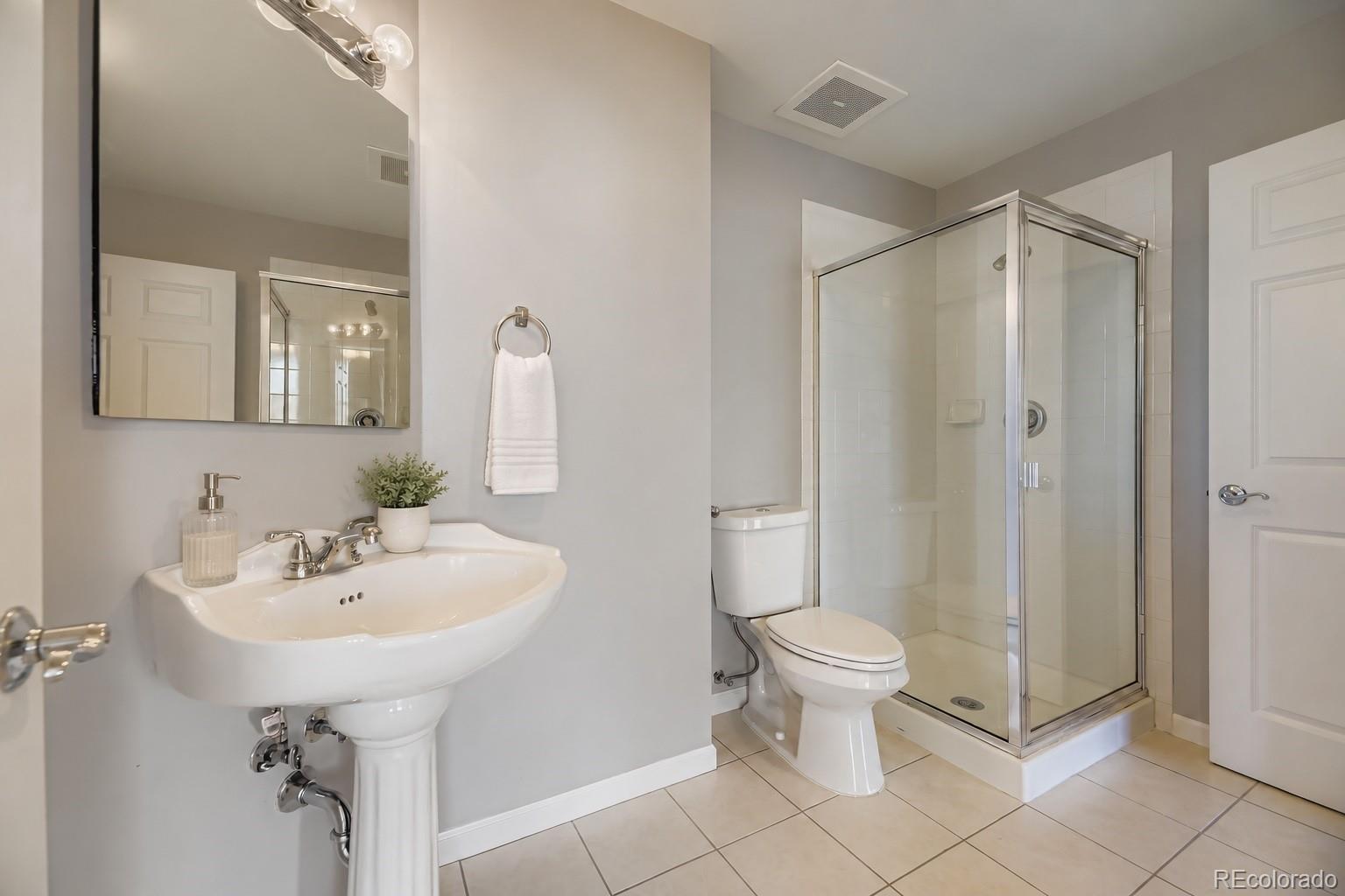475 W 12th Avenue Unit: 7E