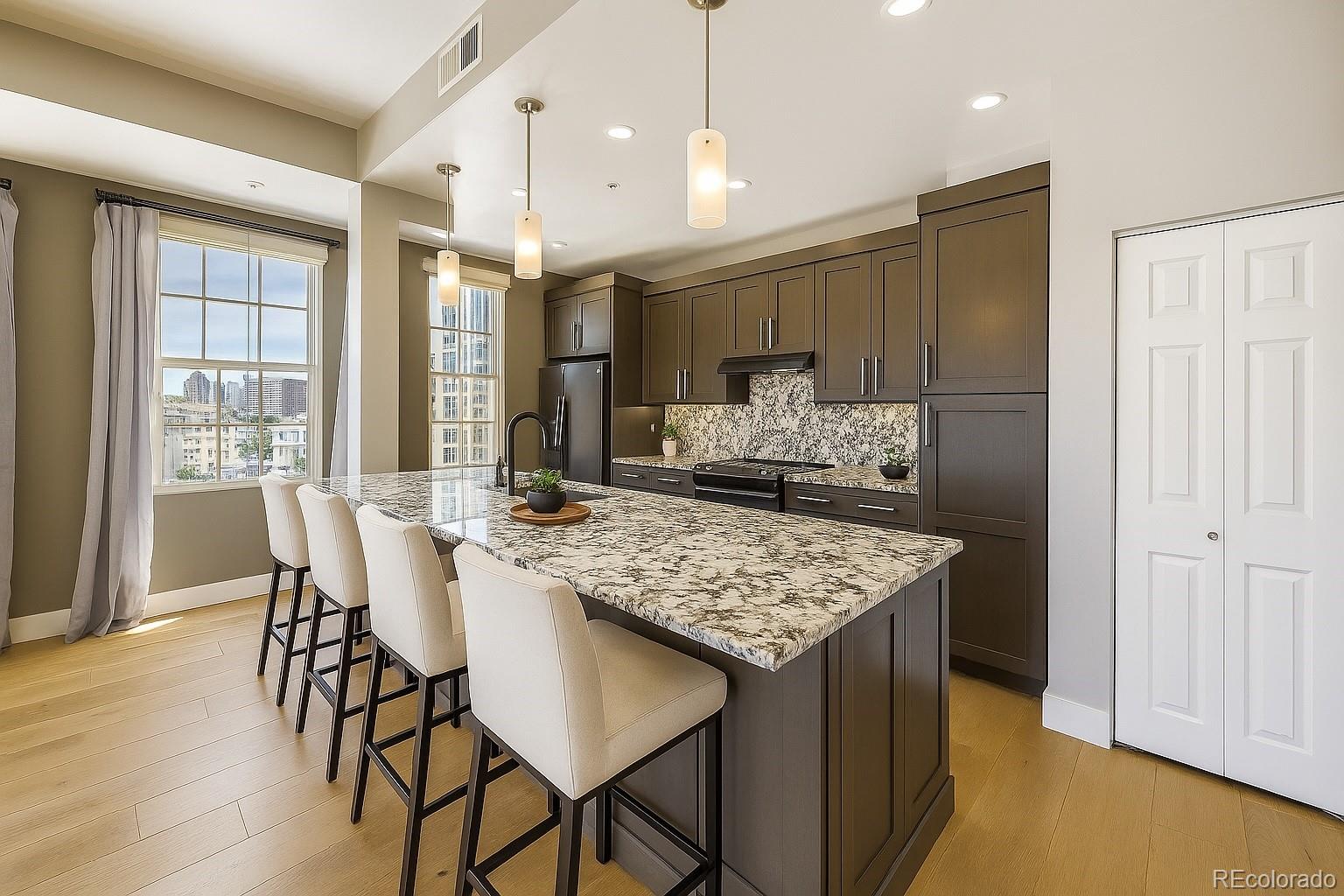 475 W 12th Avenue Unit: 7E