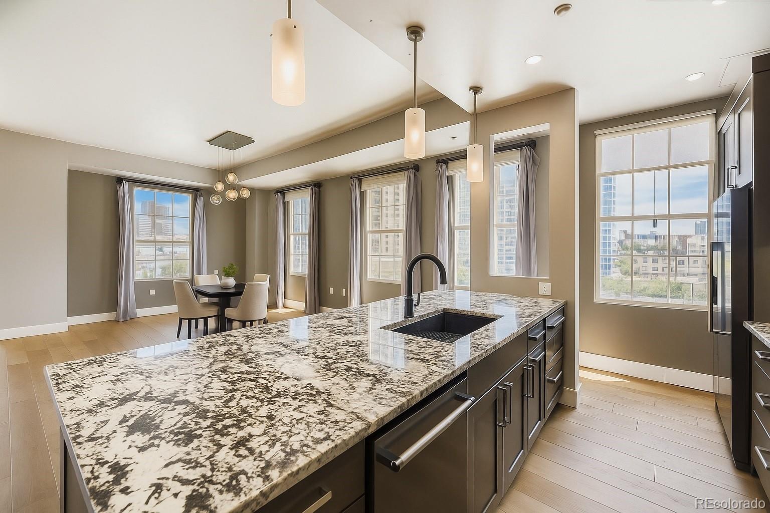 475 W 12th Avenue Unit: 7E