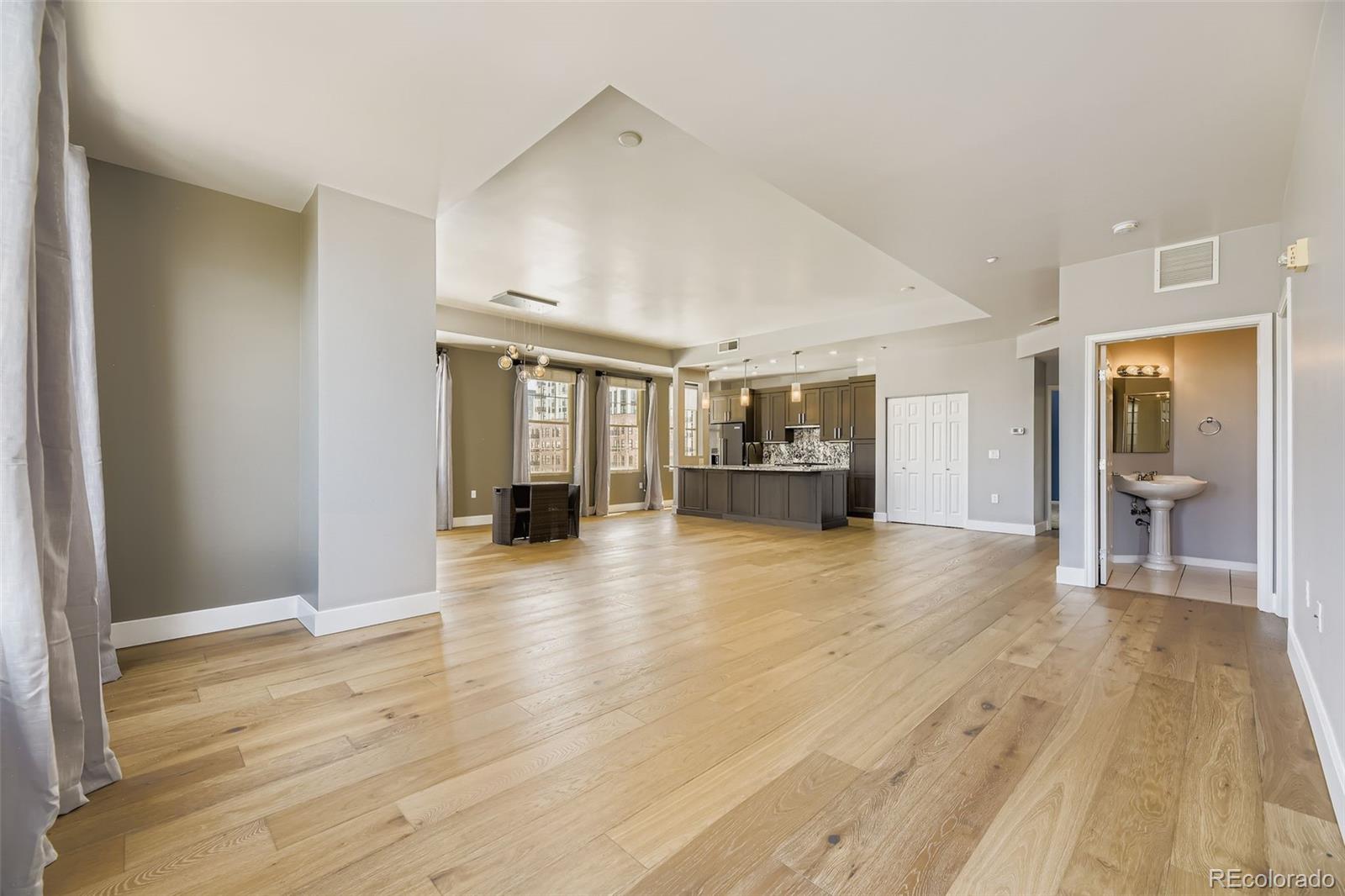 475 W 12th Avenue Unit: 7E