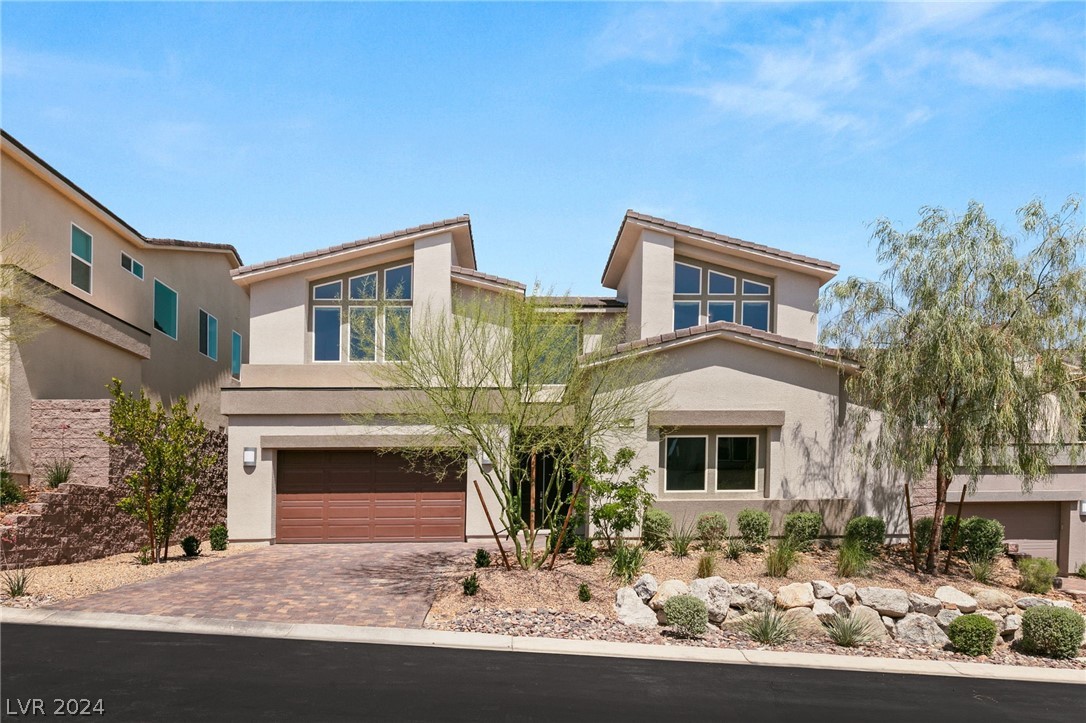 32 Vista Outlook Street