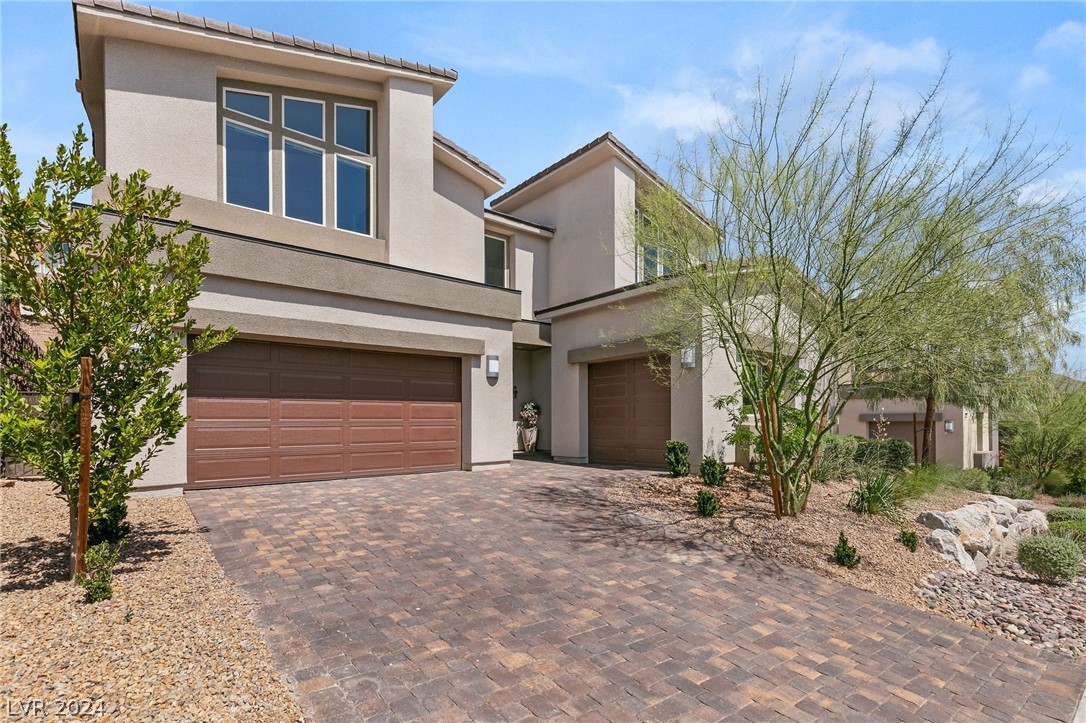 32 Vista Outlook Street