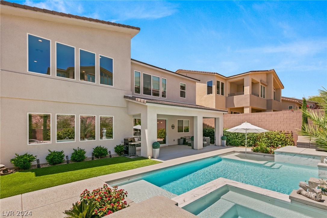 32 Vista Outlook Street
