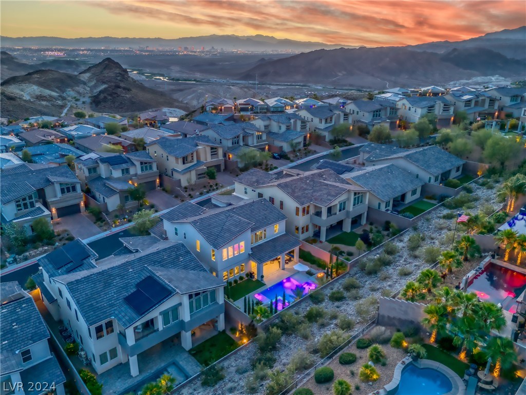 32 Vista Outlook Street