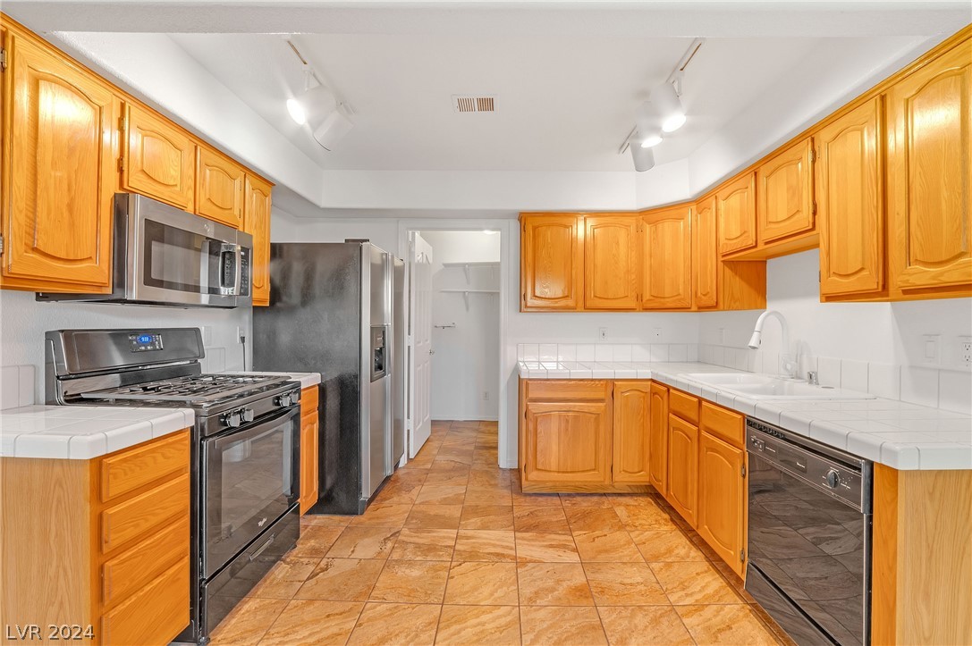 701 Capri Drive 12C