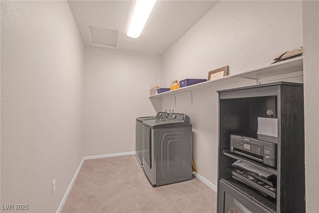 8 Hilltop Crest Street