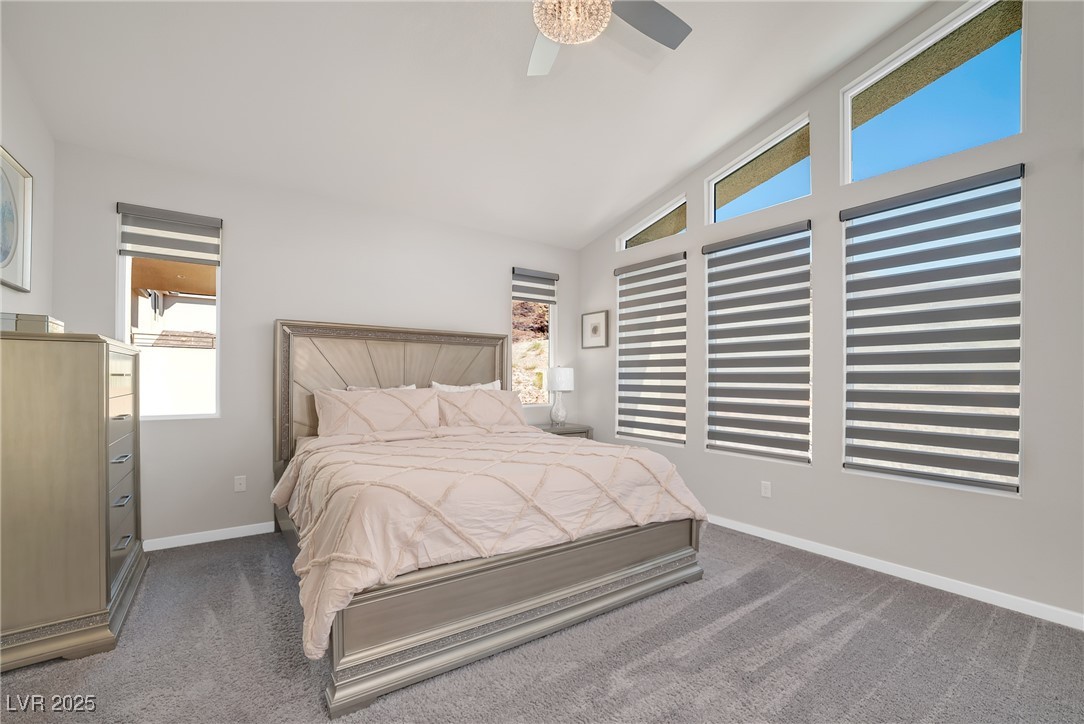 8 Hilltop Crest Street