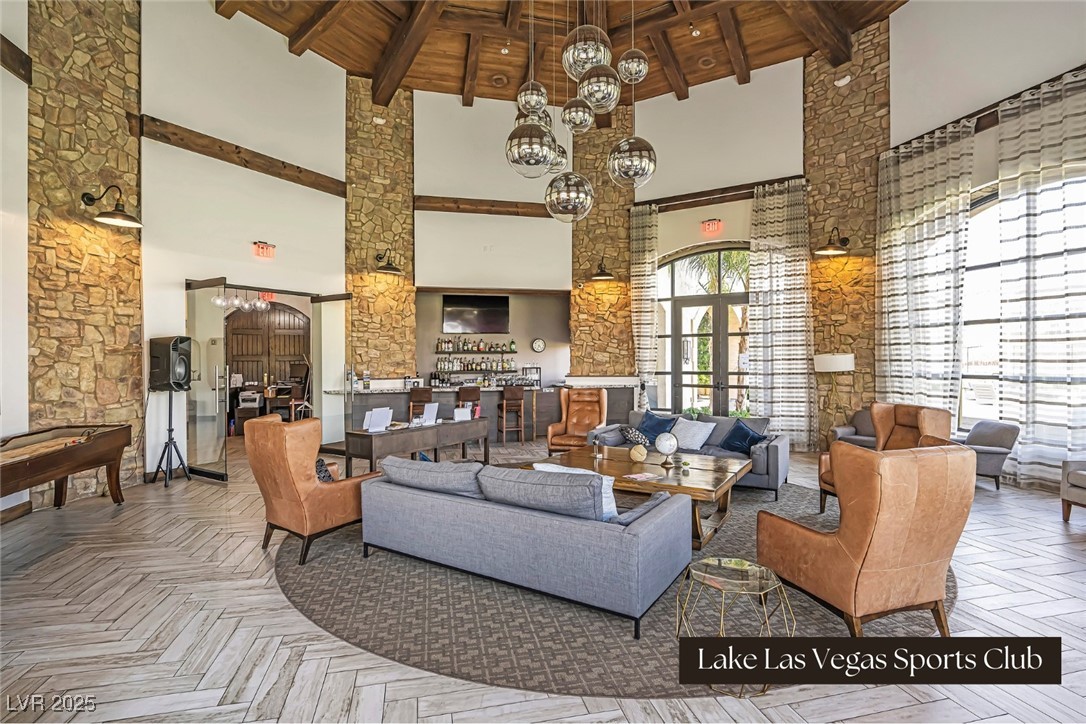 64 Strada Principale 307