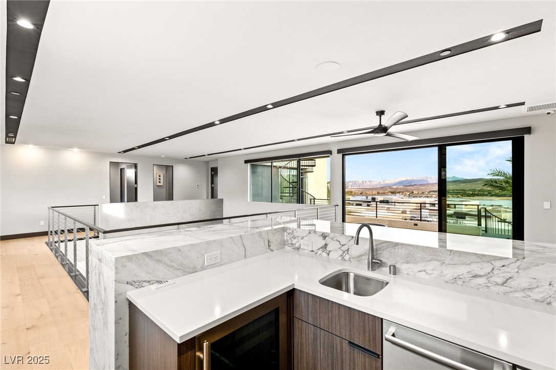 12 Falling Canyon Court
