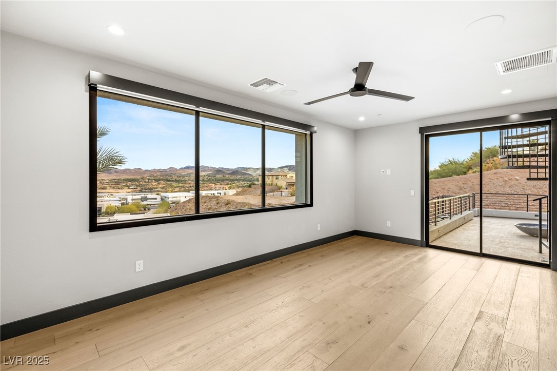 12 Falling Canyon Court