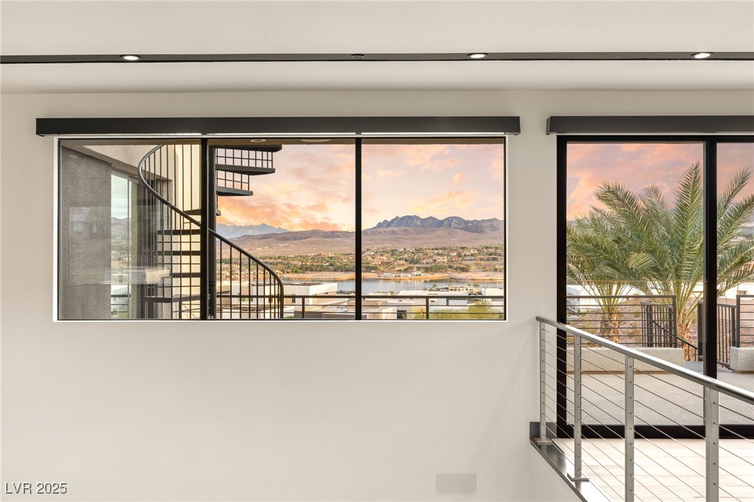 12 Falling Canyon Court