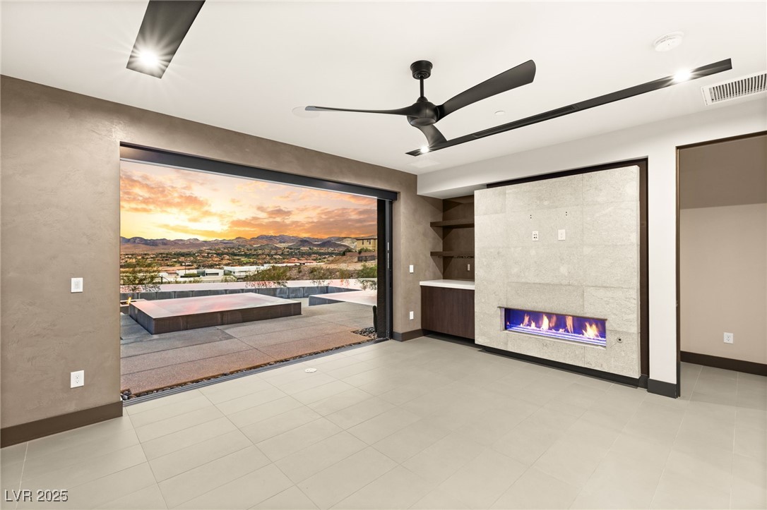 12 Falling Canyon Court
