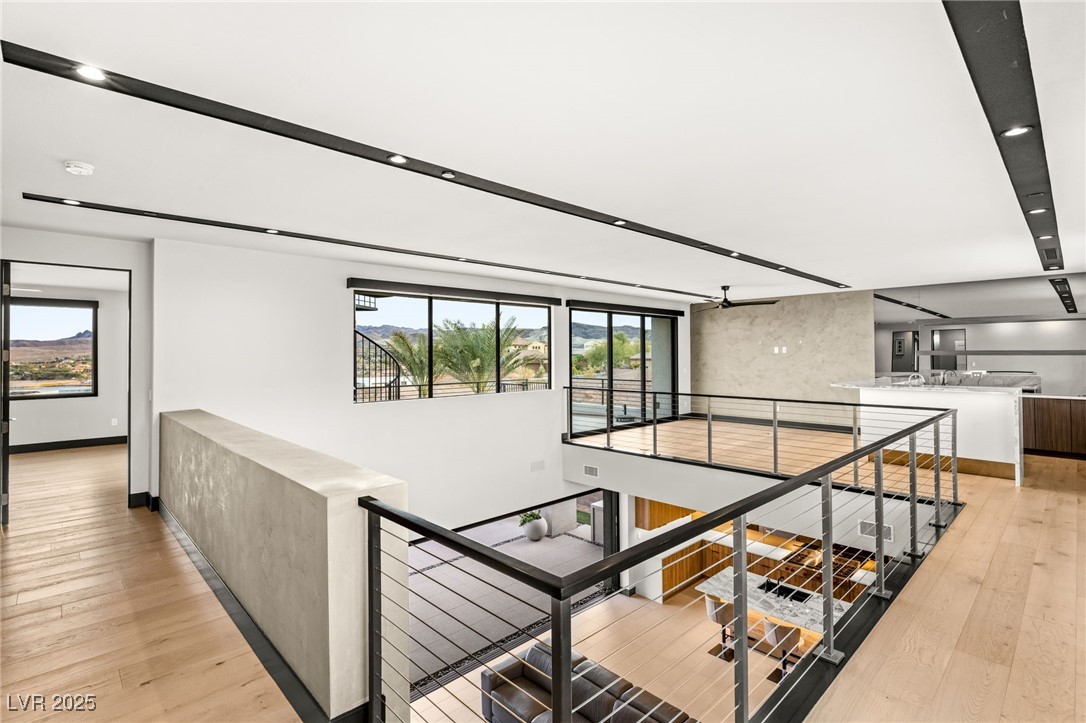 12 Falling Canyon Court