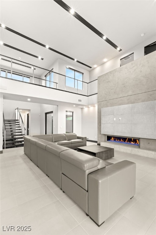 12 Falling Canyon Court