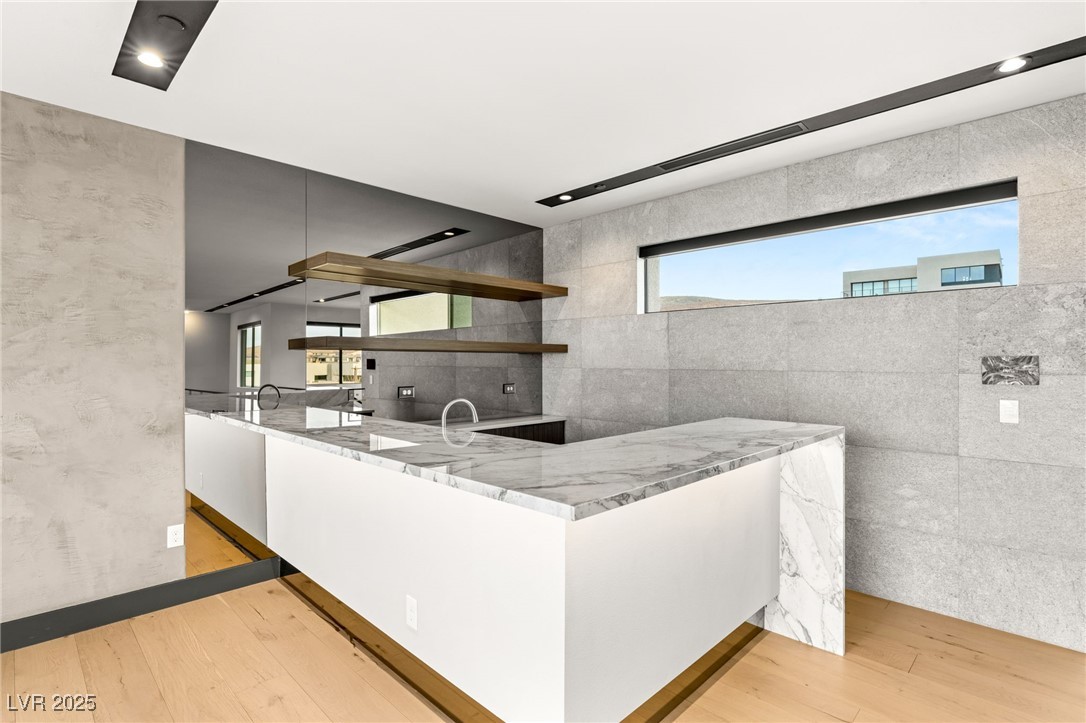 12 Falling Canyon Court