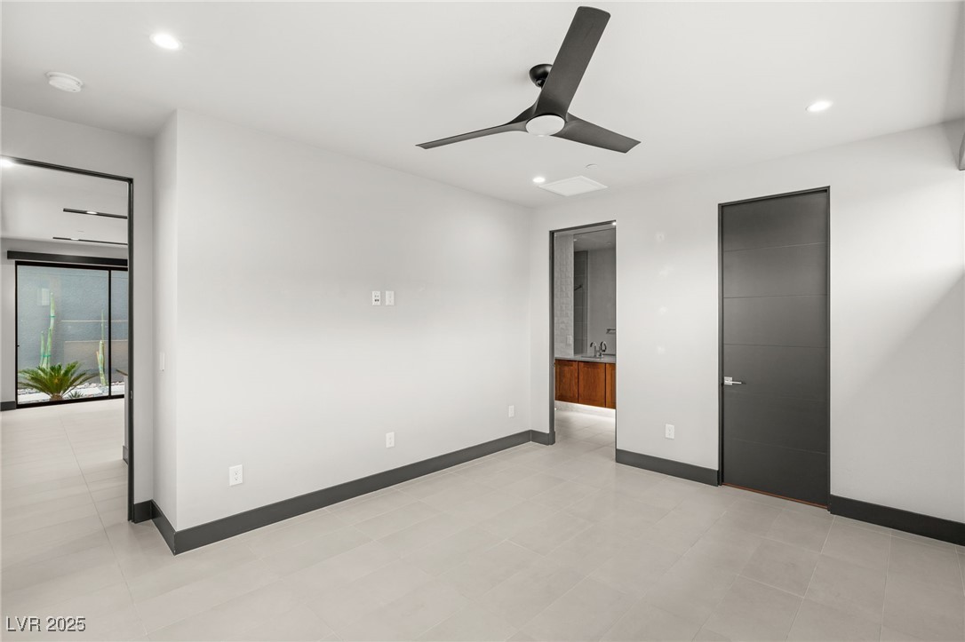 12 Falling Canyon Court