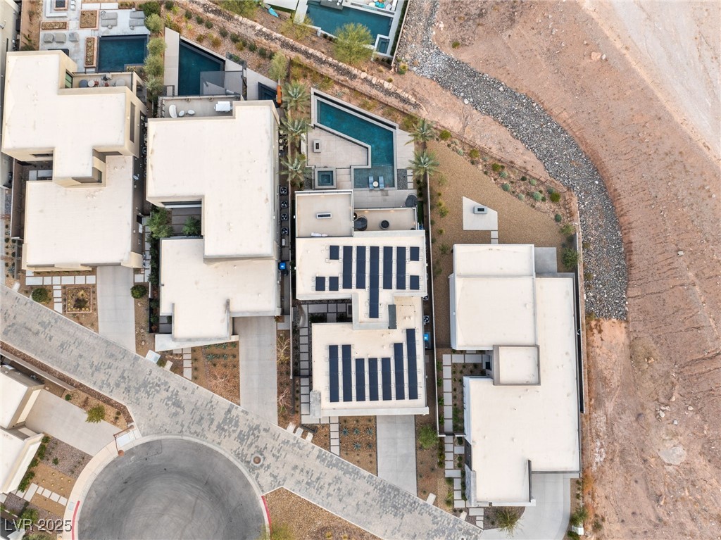 12 Falling Canyon Court