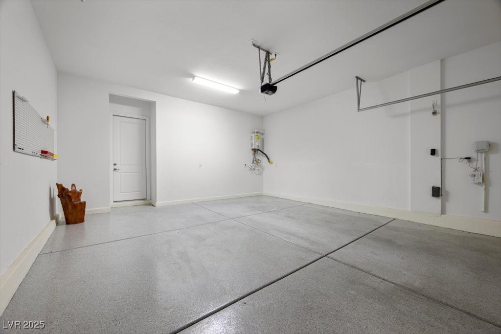 26 Costa Tropical Drive