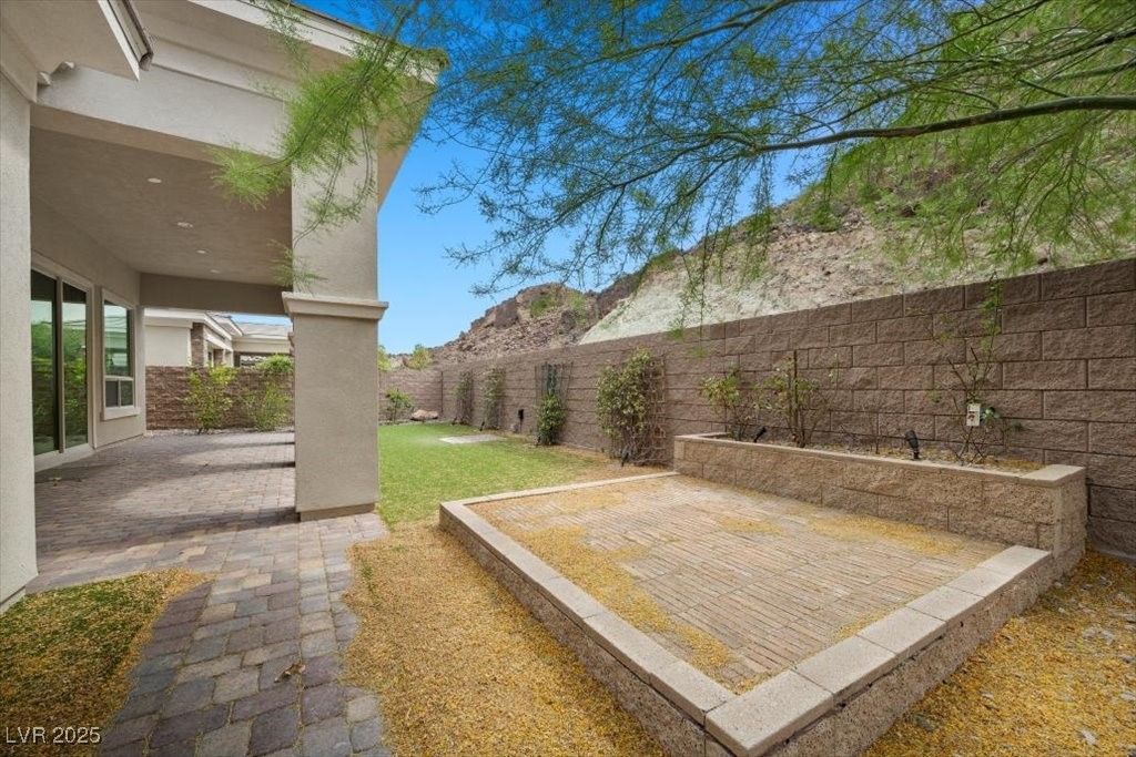 26 Costa Tropical Drive