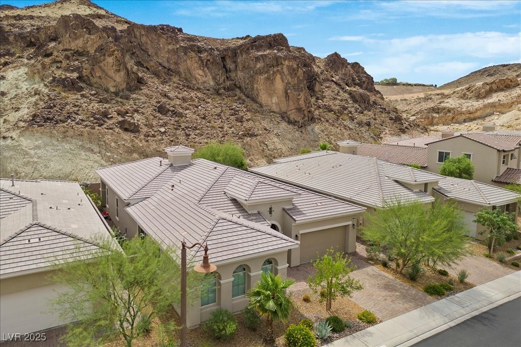 26 Costa Tropical Drive