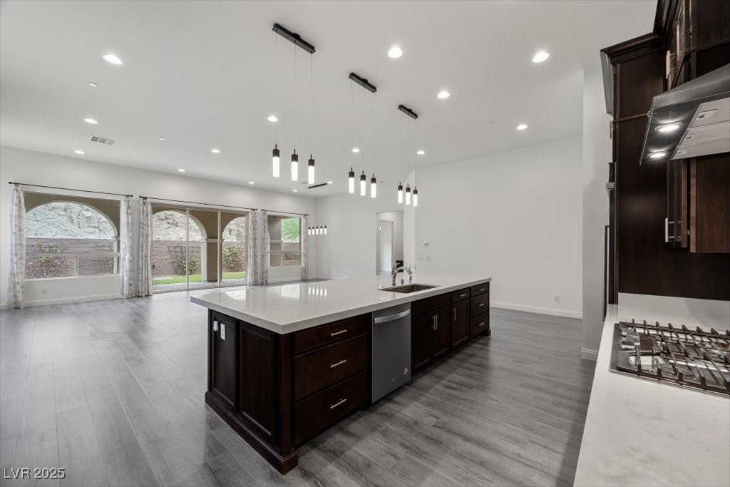 26 Costa Tropical Drive