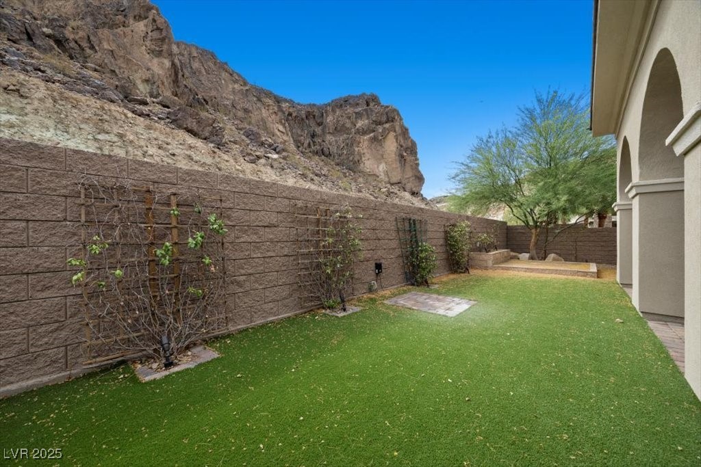 26 Costa Tropical Drive