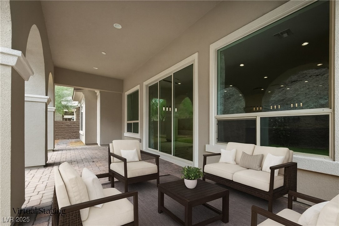 26 Costa Tropical Drive