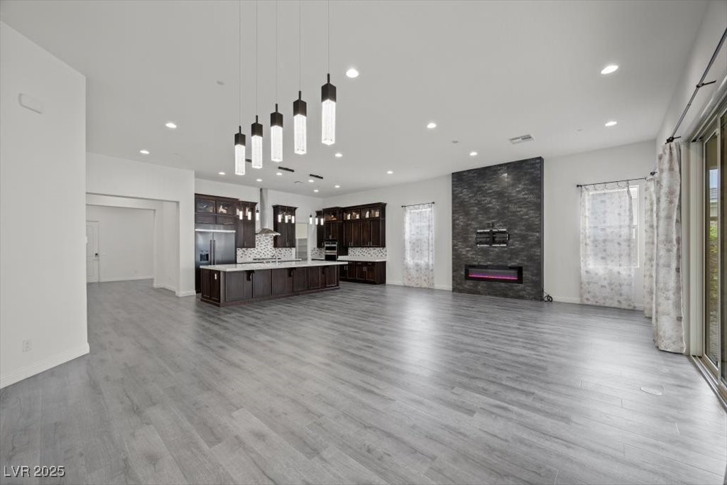 26 Costa Tropical Drive