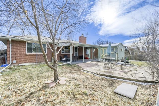 6077 Flower Street