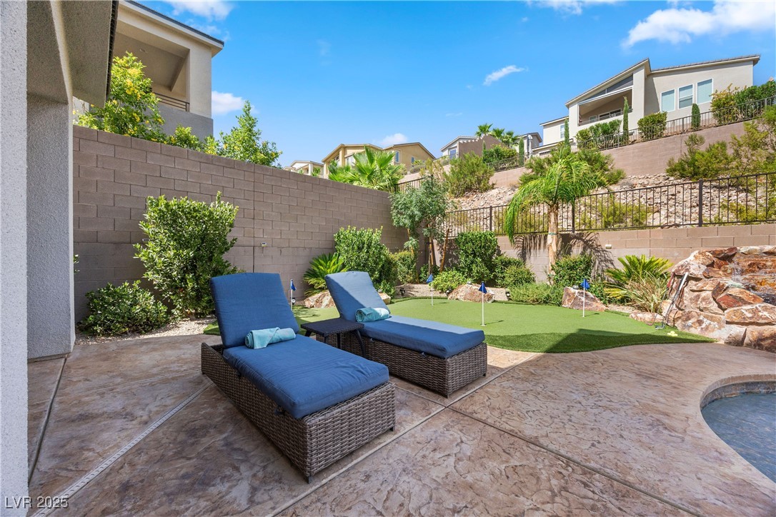 28 Vista Outlook Street