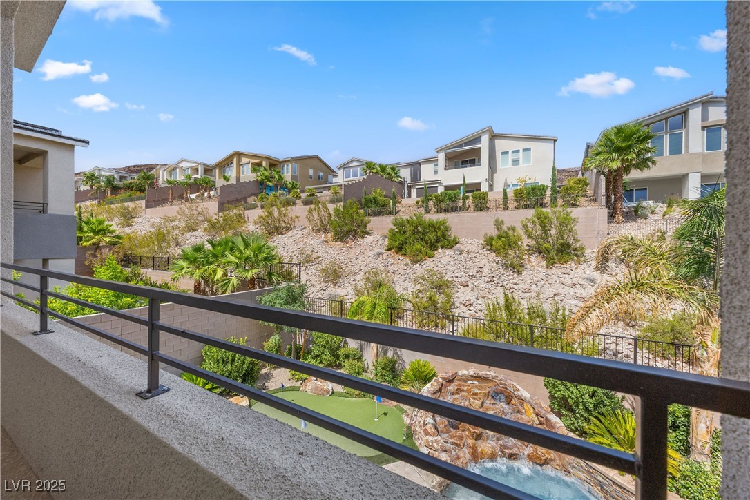 28 Vista Outlook Street