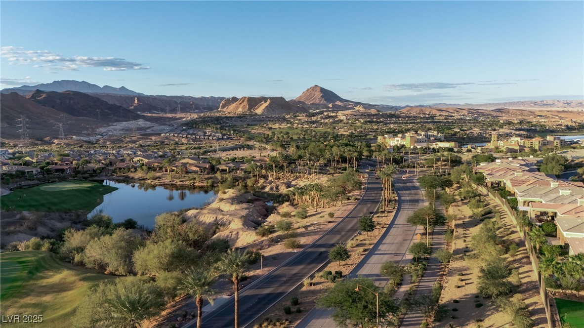 28 Vista Outlook Street