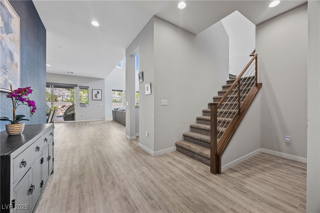 28 Vista Outlook Street