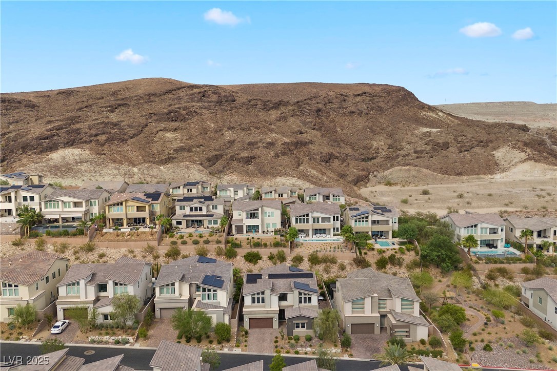 28 Vista Outlook Street