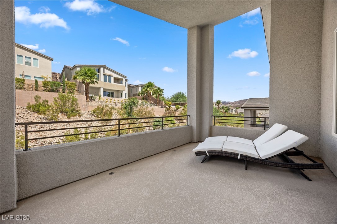 28 Vista Outlook Street