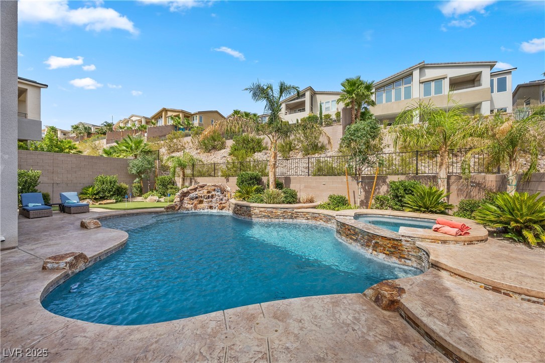 28 Vista Outlook Street