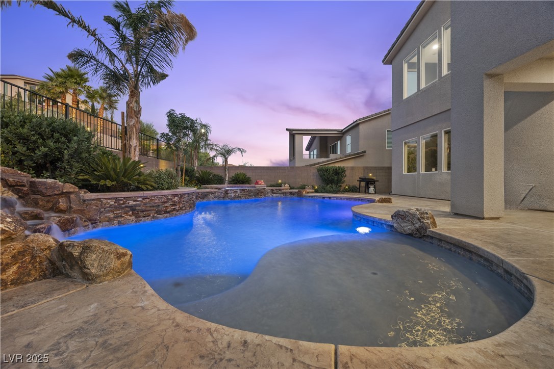 28 Vista Outlook Street