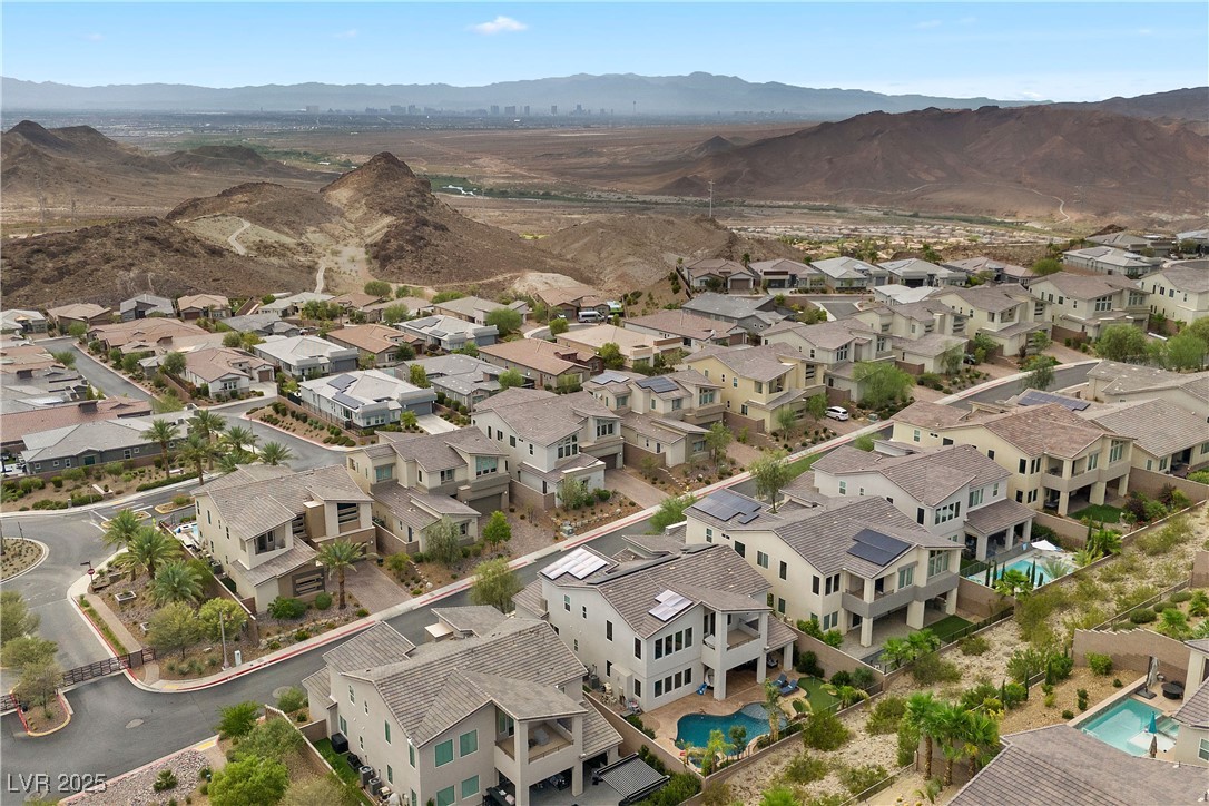 28 Vista Outlook Street