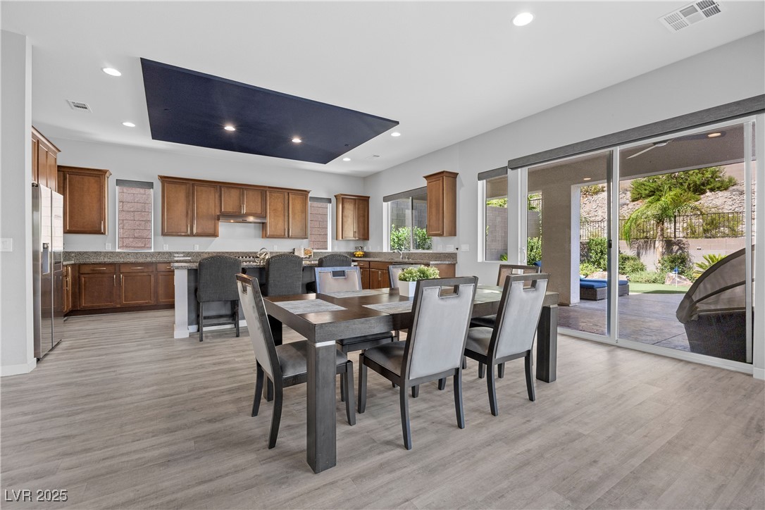 28 Vista Outlook Street