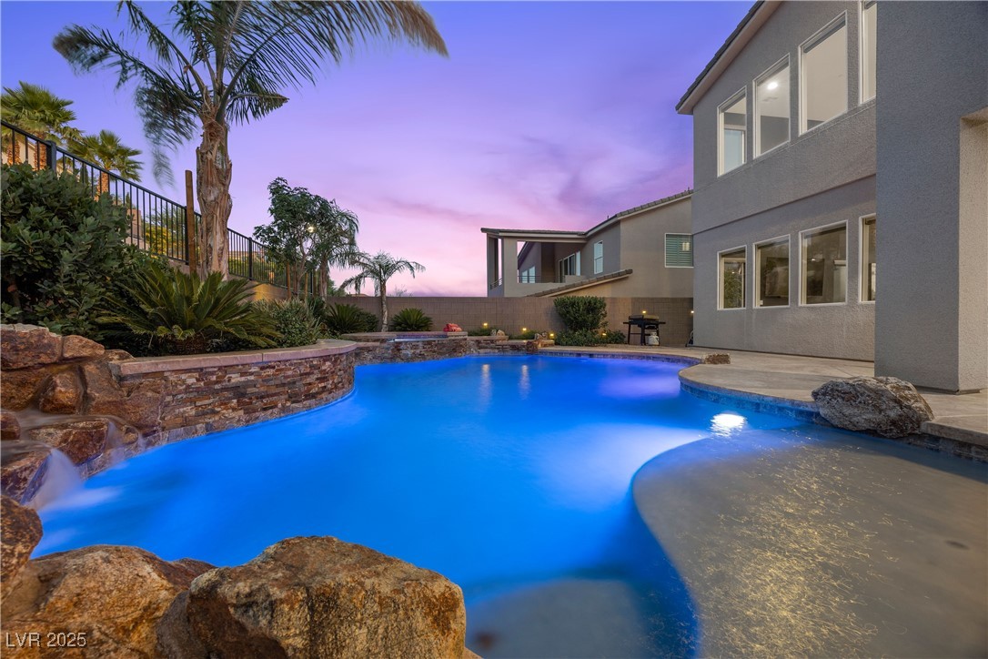 28 Vista Outlook Street