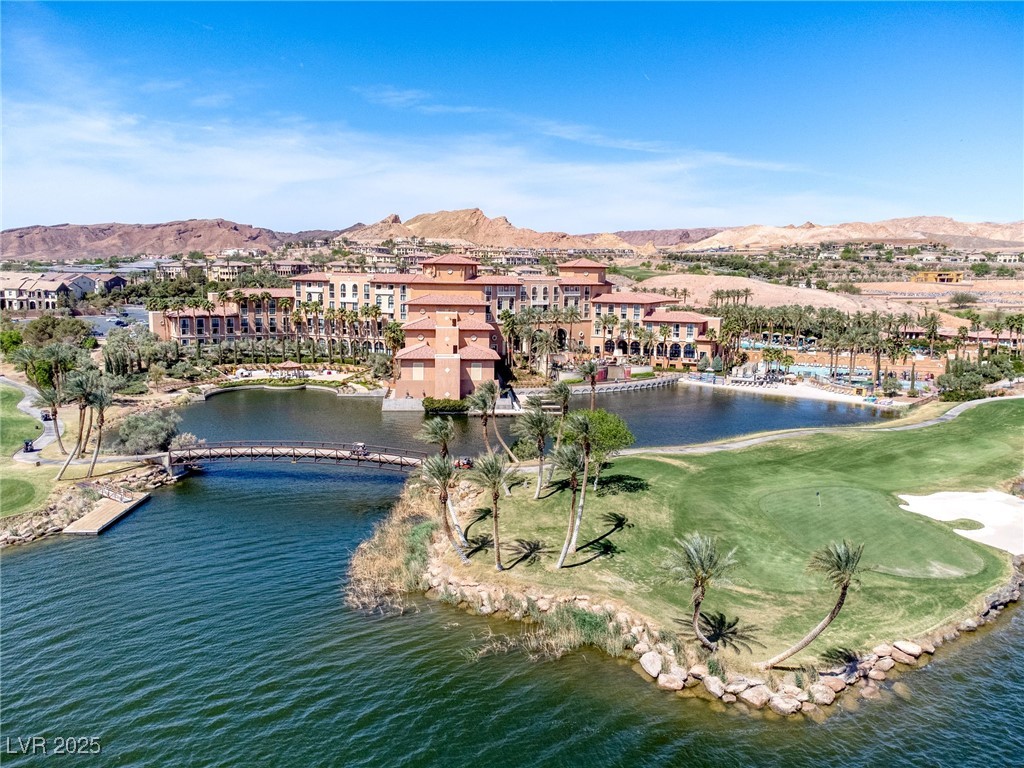 29 Porto Malaga Street